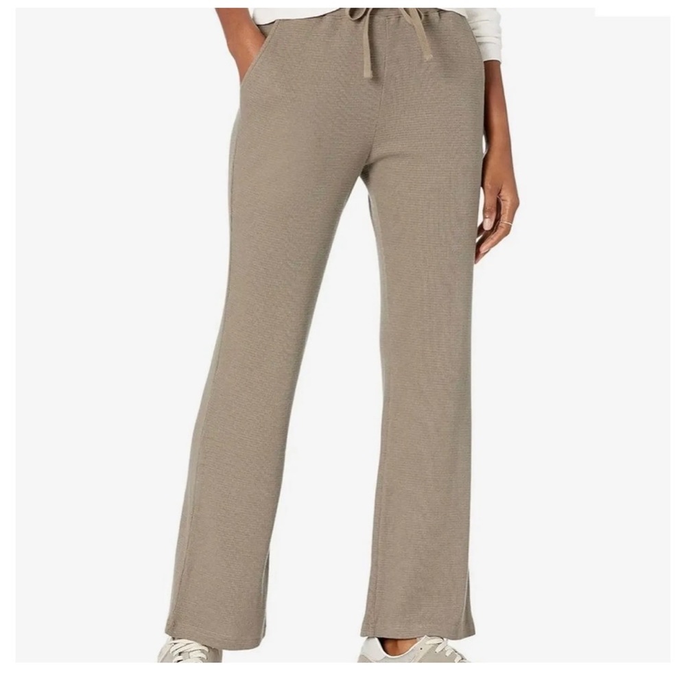 NWT Monrow Women's Baby Thermal Wide Leg Sweats Dusty Olive Size MEDIUM